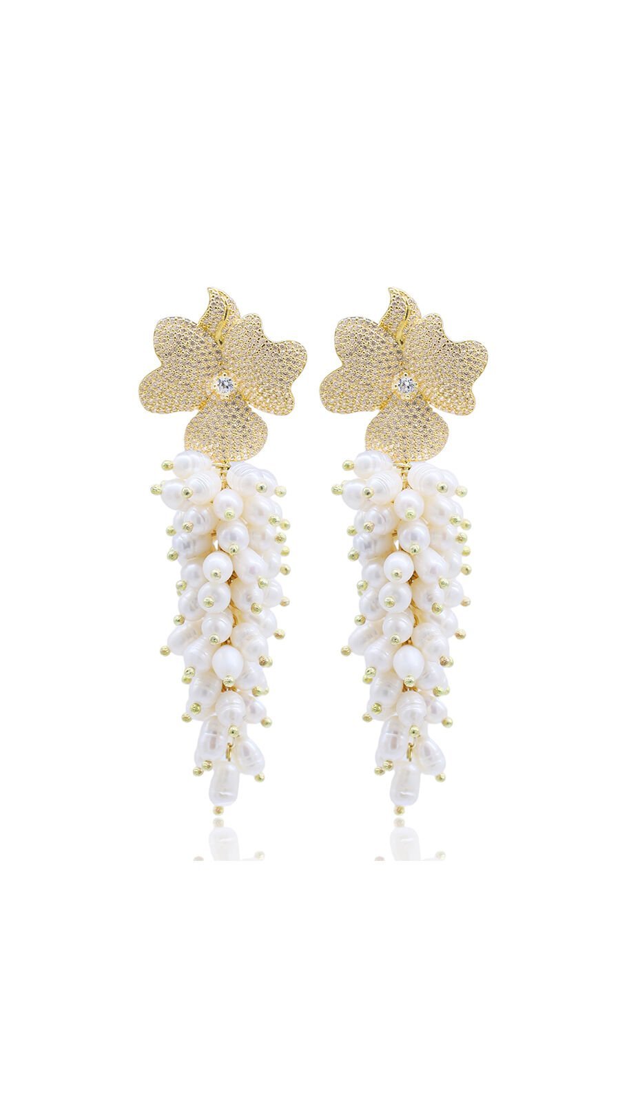 BRAISLE PEARL EARRINGS
