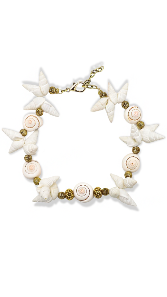 FERIADO SHELL NECKLACE